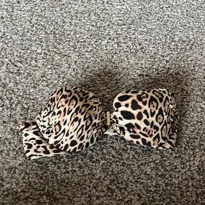 Cheetah print strapless bikini top